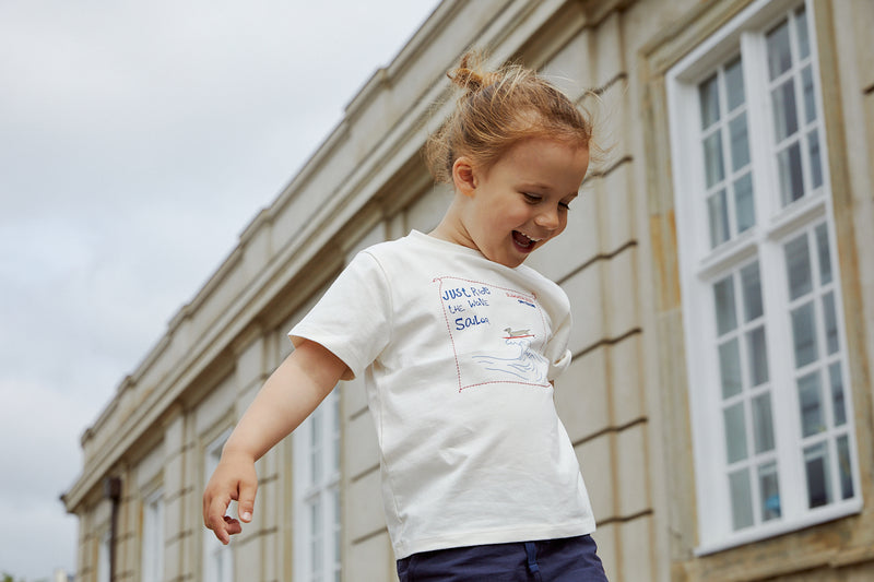 T-shirt With print and embroidery - Cream surfing dog